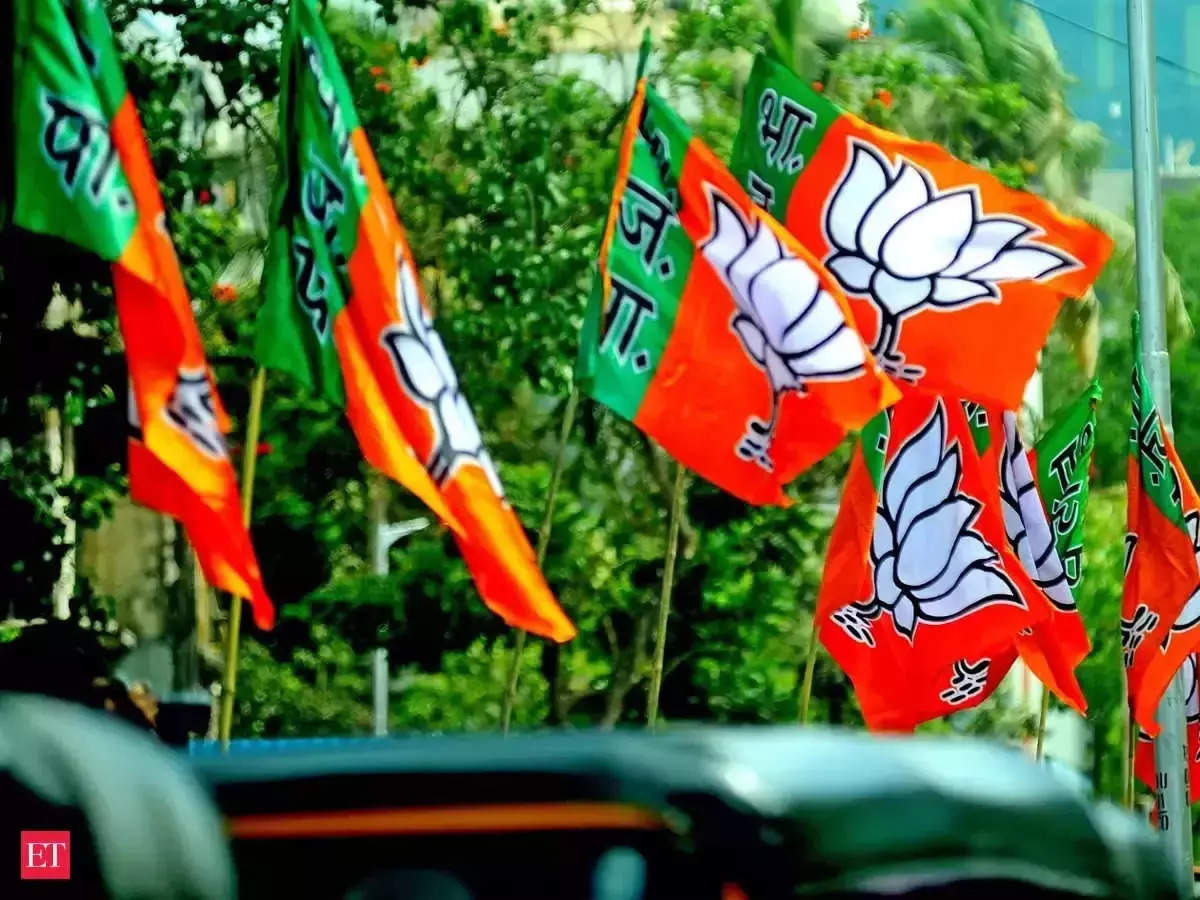 New Delhi: MCD चुनाव जीतने के लिए भाजपा ने झोंकी ताकत, सीएम से लेकर केंद्रीय मंत्री तक करेंगे रोडशो